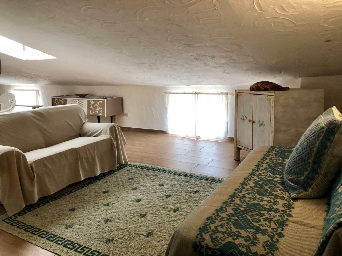 Appartamento Leda Piras Bagian luar foto